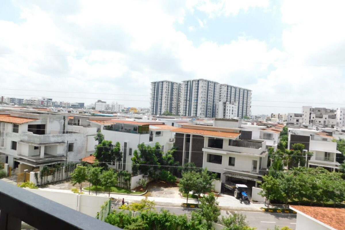 2 BHK in BANDLAGUDA JAGIR KISMATPUR ROAD APP JUNCTION, Hyderabad 2