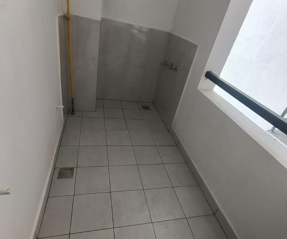 SMR Vinay Harmony County in Bandlaguda Jagir, Hyderabad. Apartments in SMR Vinay Harmony County in BANDLAGUDA JAGIR KISMATPUR ROAD APP JUNCTION, Hyderabad in BANDLAGUDA JAGIR KISMATPUR ROAD APP JUNCTION, Hyderabad 4